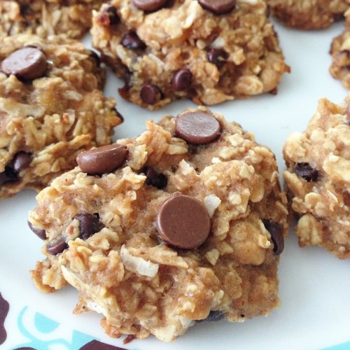 Healthy Peanut Butter Oatmeal Cookies